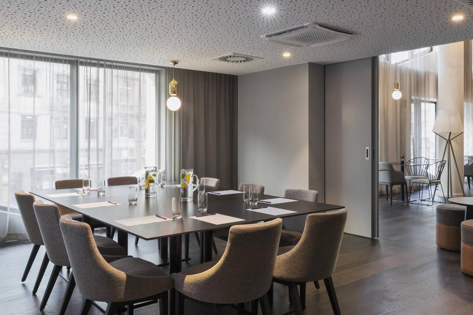 Residence Inn By Marriott Frankfurt City Center Frankfurt am Main Bagian luar foto