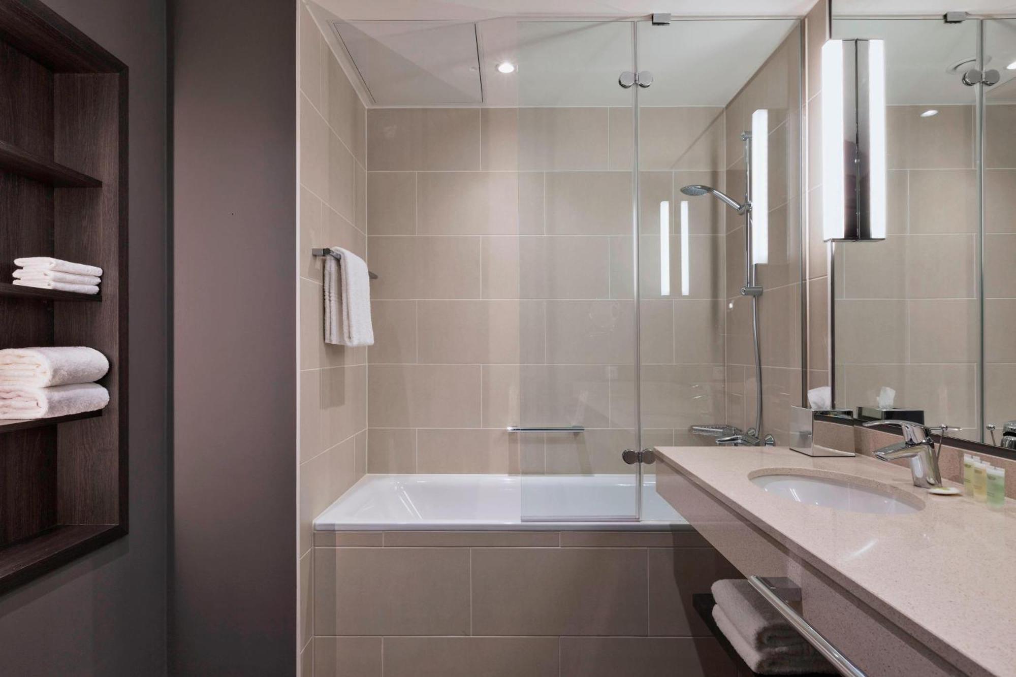 Residence Inn By Marriott Frankfurt City Center Frankfurt am Main Bagian luar foto