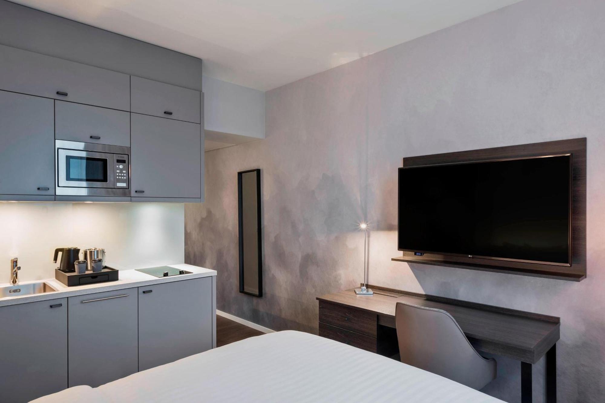 Residence Inn By Marriott Frankfurt City Center Frankfurt am Main Bagian luar foto